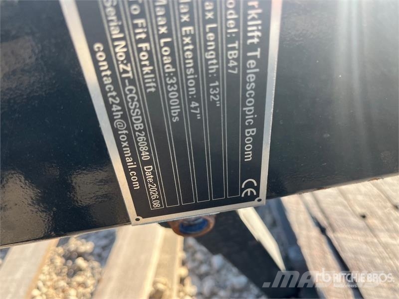 GIYI GY-TB47 132 in 3300 lb Forklift Telescopic Bo Other attachments and components
