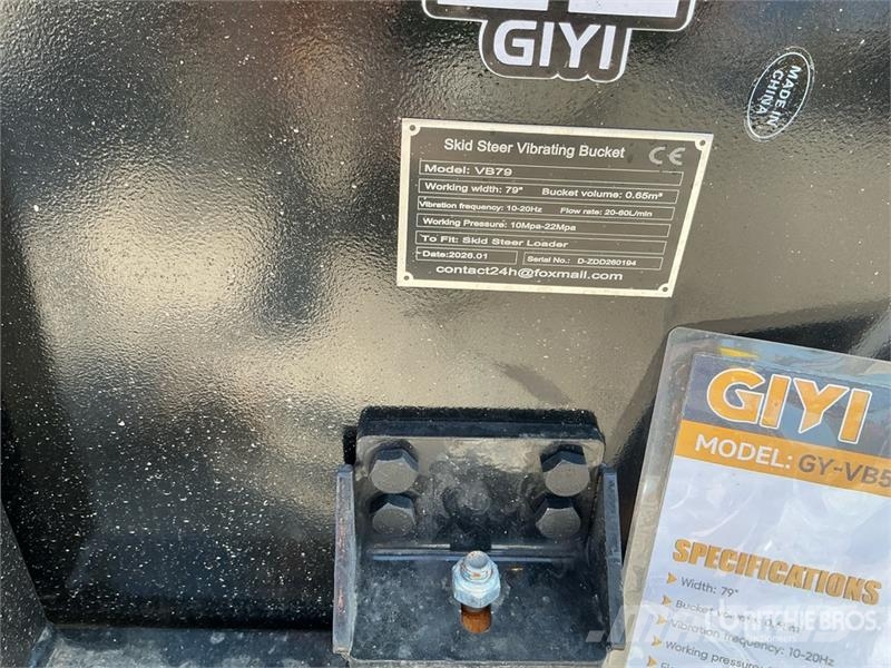 GIYI GY-VB79 79 in Vibrating Skid Steer Screening Sõelumiskopad