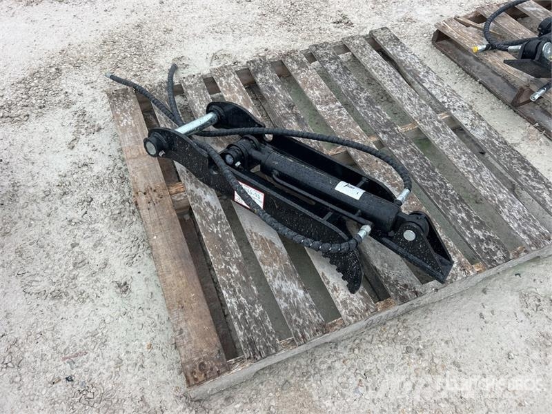 GIYI GY-XJ3T 11 in Hydraulic Excavator Thumb - Fit Žlice