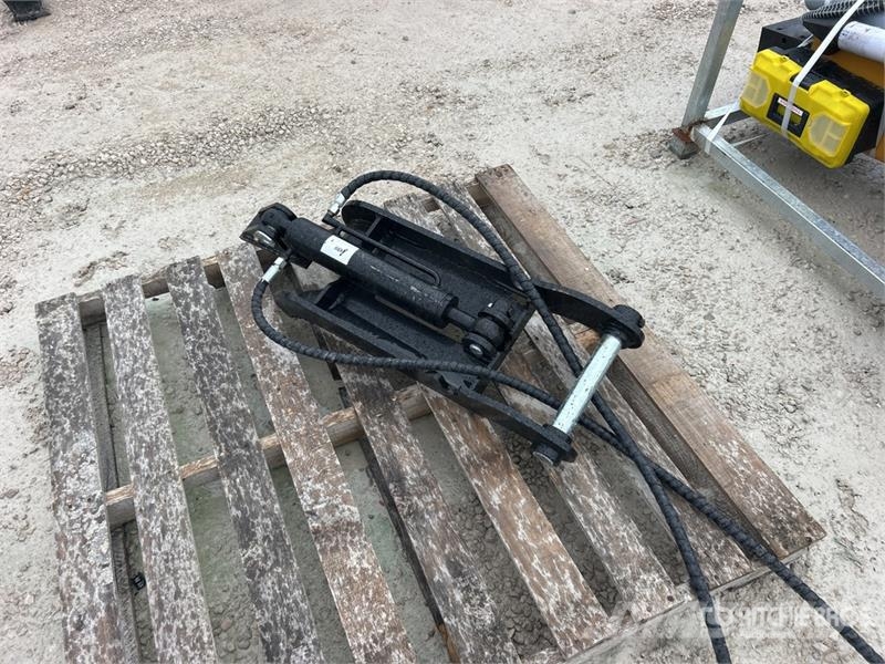 GIYI GY-XJ3T 11 in Hydraulic Excavator Thumb - Fit Žlice