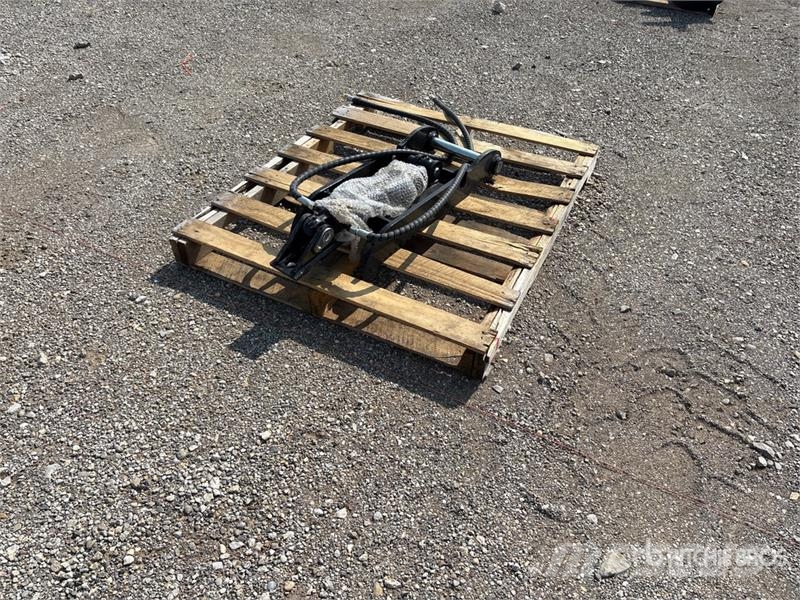  GIYI GY-XJ3T 36 in Hydraulic Excavator Thumb (Unus دلاء