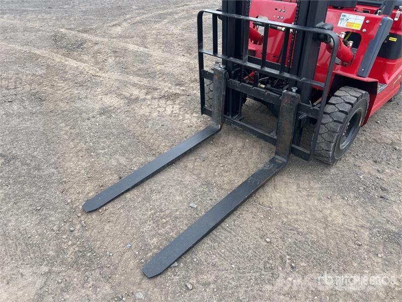 GIYI SL-D15 3300 lb Electric Forklift (Unused) Wózki elektryczne