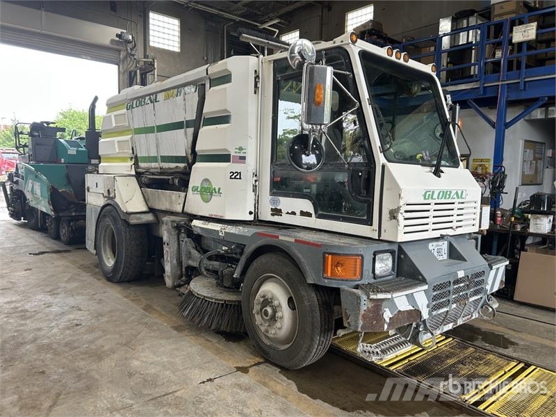 Global M4 HSD Sweeper Truck 道路清扫车