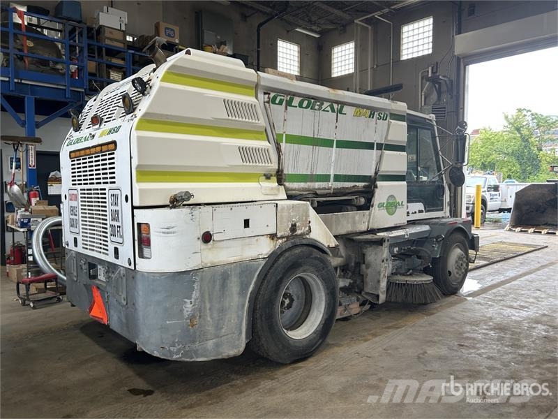Global M4 HSD Sweeper Truck 道路清扫车