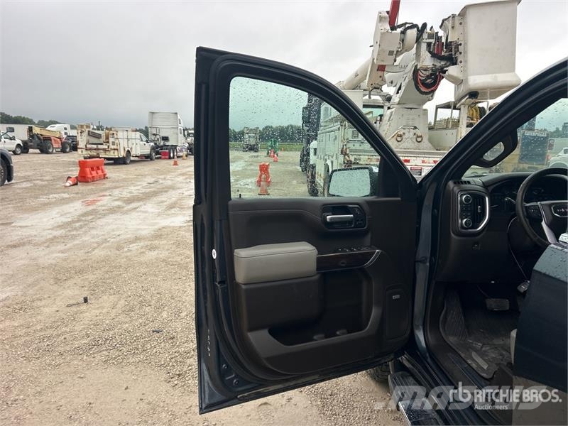 GMC 1500 SLT 4x4 Crew Cab Pickup Citi