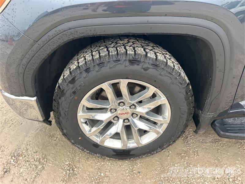 GMC 1500 SLT 4x4 Crew Cab Pickup Citi