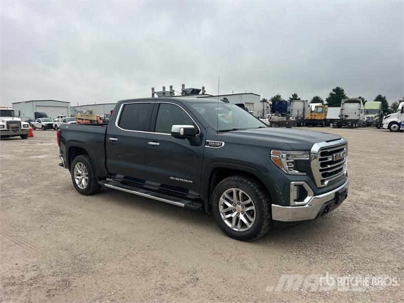 GMC 1500 SLT 4x4 Crew Cab Pickup Citi