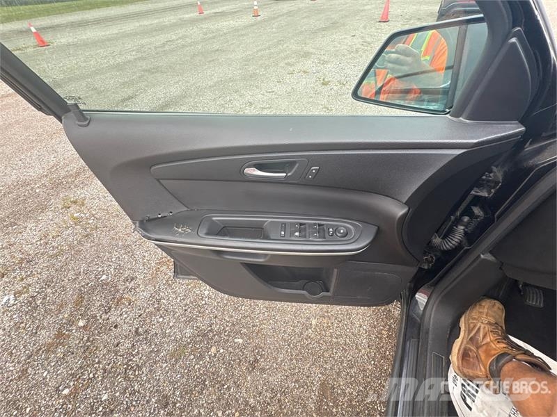 GMC Acadia 2WD SUV PKWs