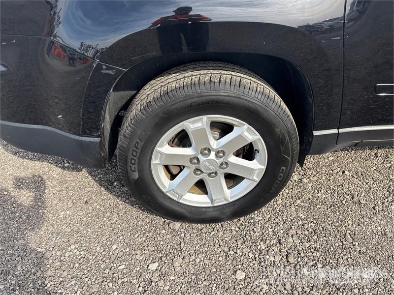 GMC Acadia AWD SUV PKWs