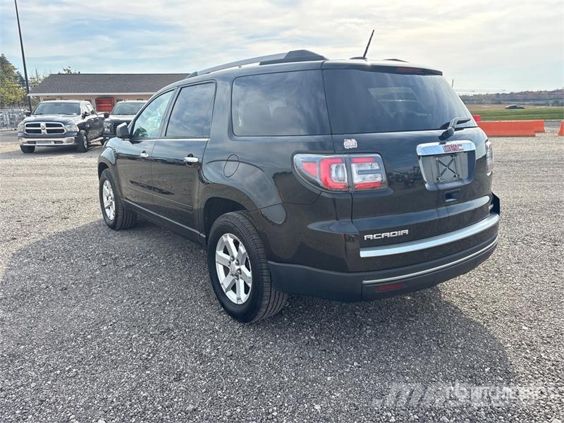 GMC Acadia AWD SUV PKWs