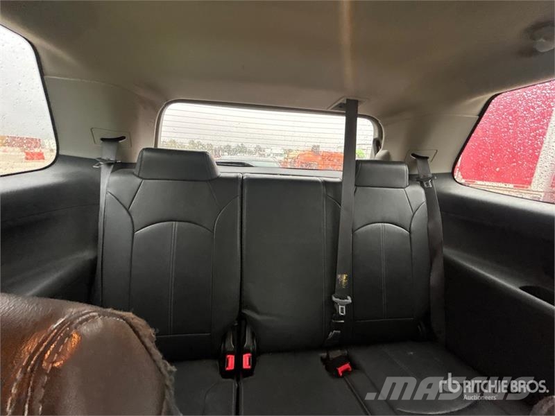 GMC Acadia SLT AWD SUV 자동차