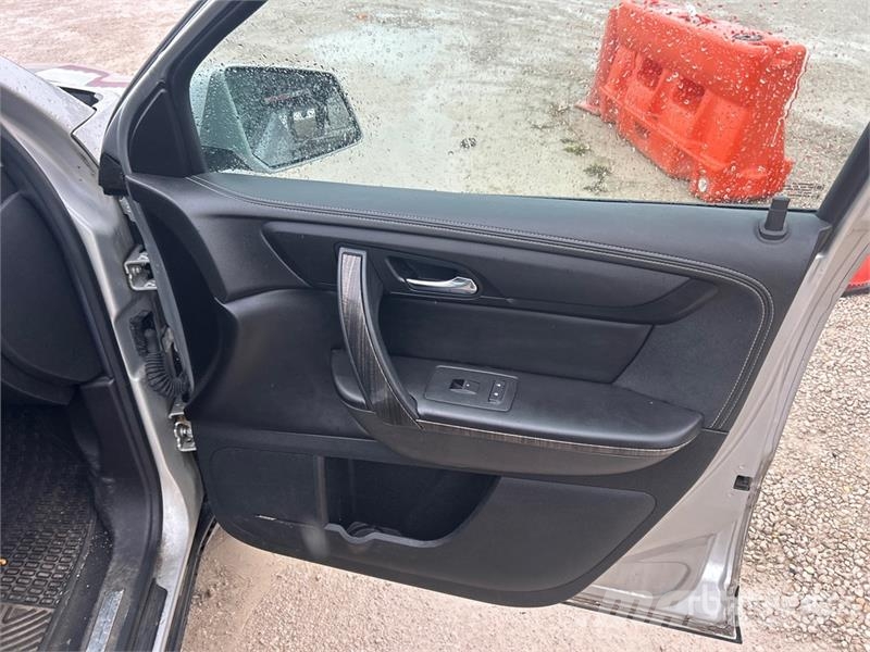 GMC Acadia SLT AWD SUV 자동차