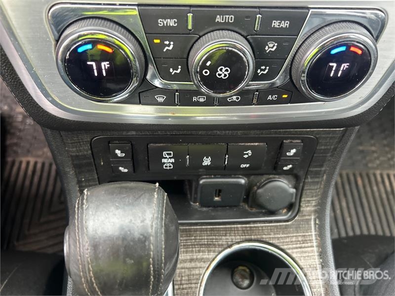 GMC Acadia SLT AWD SUV 자동차