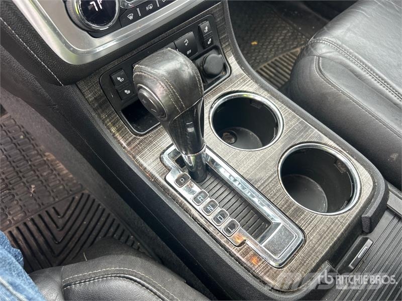 GMC Acadia SLT AWD SUV 자동차