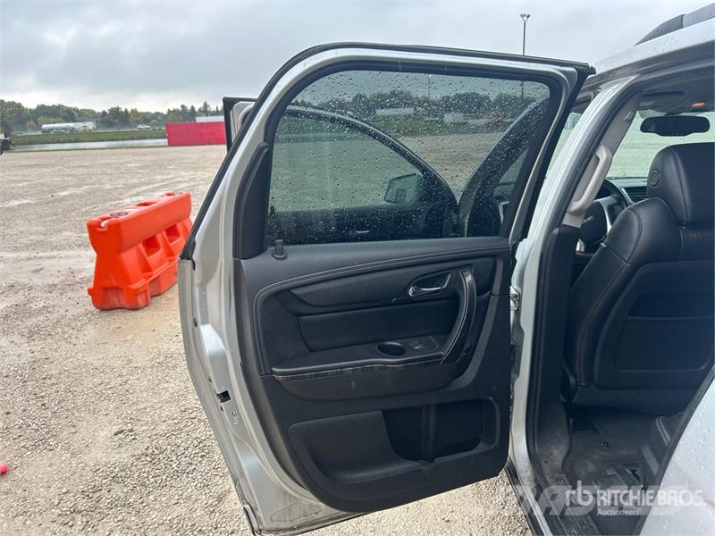 GMC Acadia SLT AWD SUV 자동차