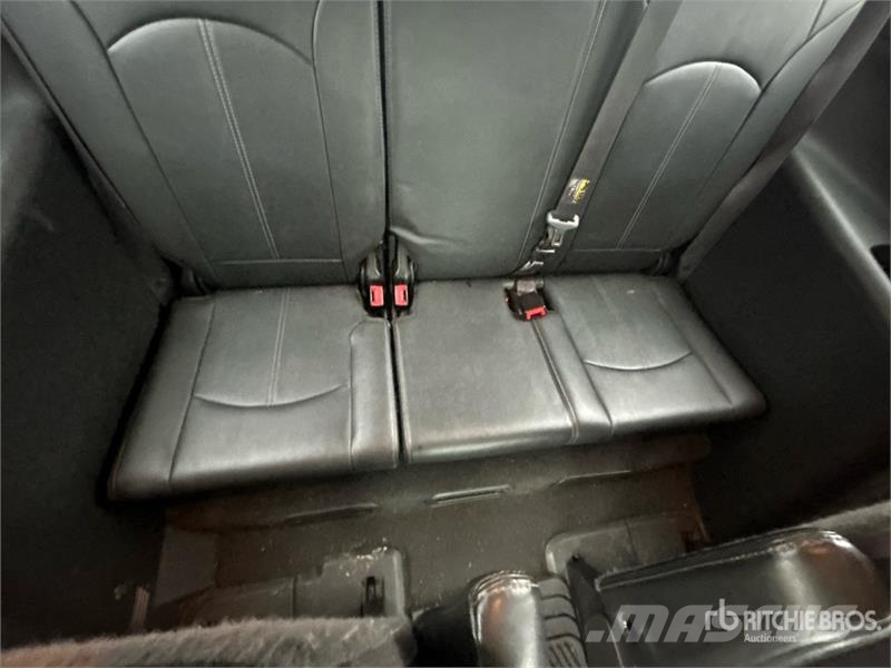 GMC Acadia SLT AWD SUV 자동차
