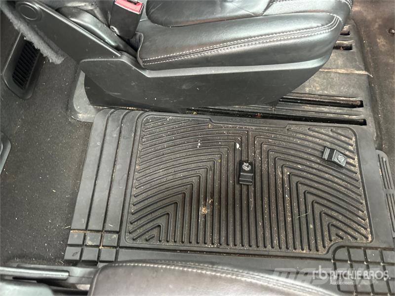 GMC Acadia SLT AWD SUV 자동차