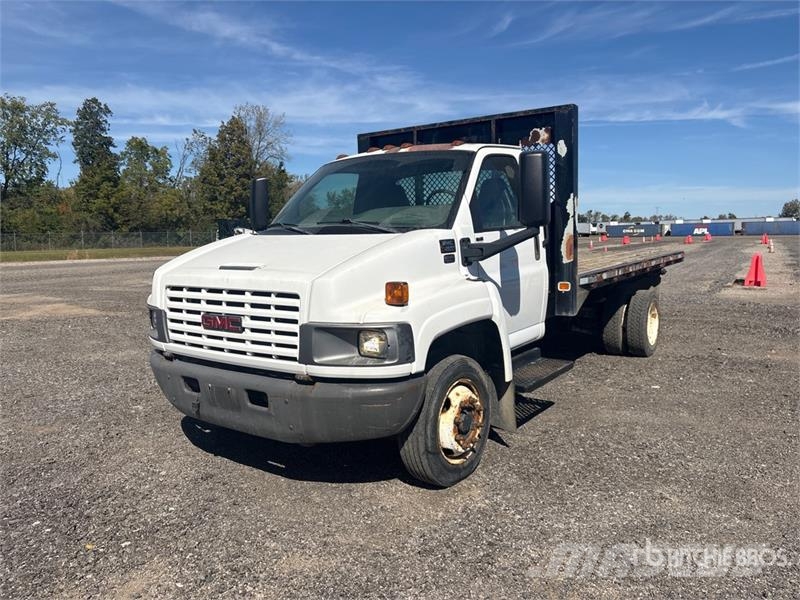 GMC C4500 Tovornjaki s kesonom/platojem