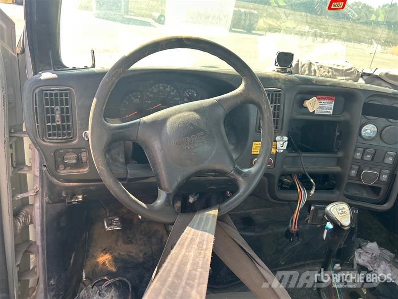 GMC C7500 Cabine en interieur