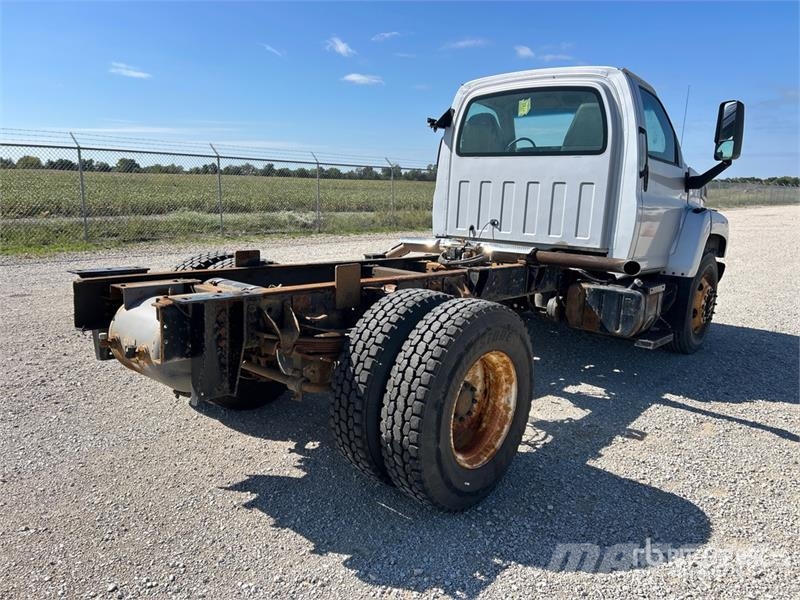 GMC C7500 Кабіни