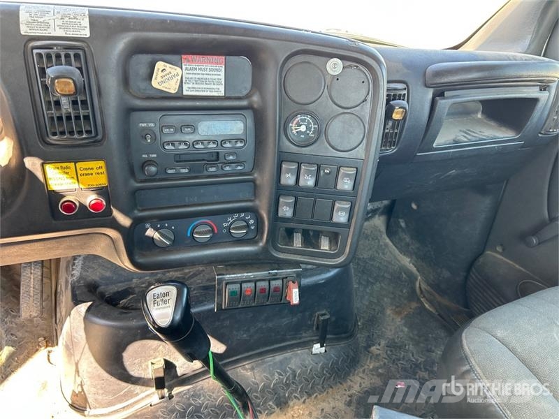 GMC C7500 Кабіни
