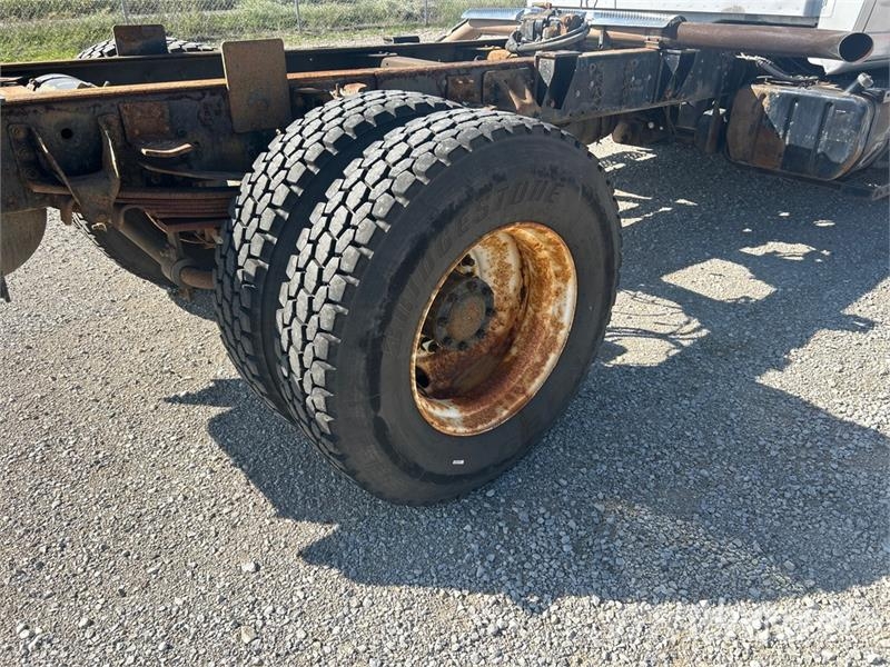 GMC C7500 Кабіни