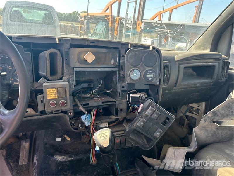 GMC C7500 Cabine en interieur