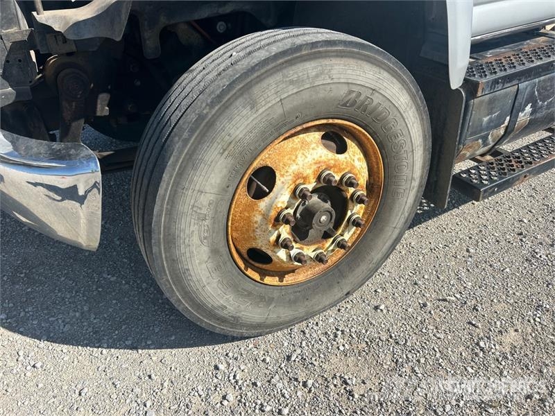 GMC C7500 Кабіни