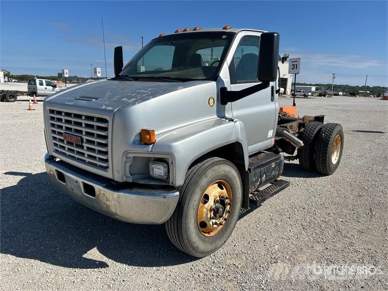 GMC C7500 Кабіни
