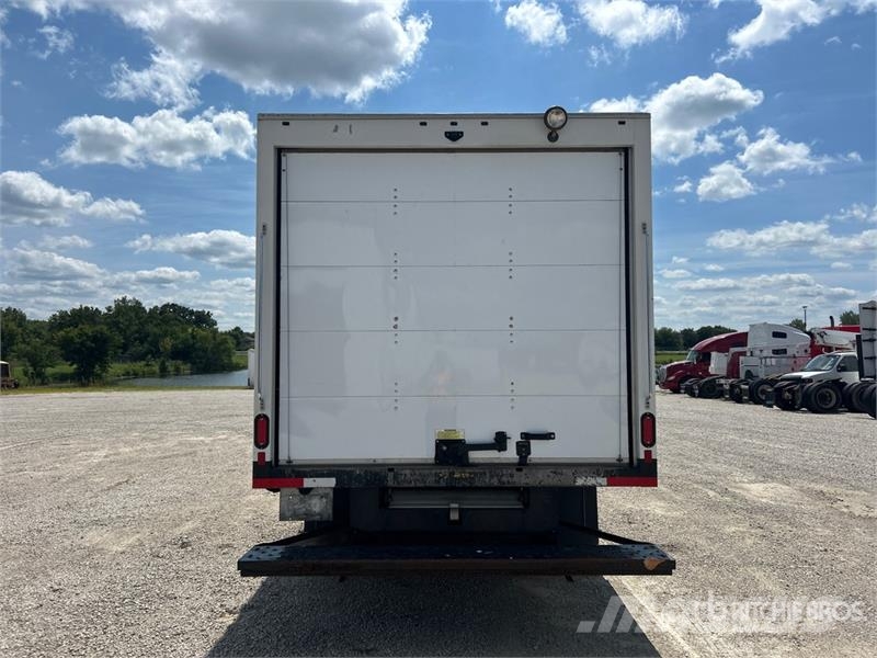 GMC Express G3500 4x2 Refrigerated Truck Isotermos y frigoríficos