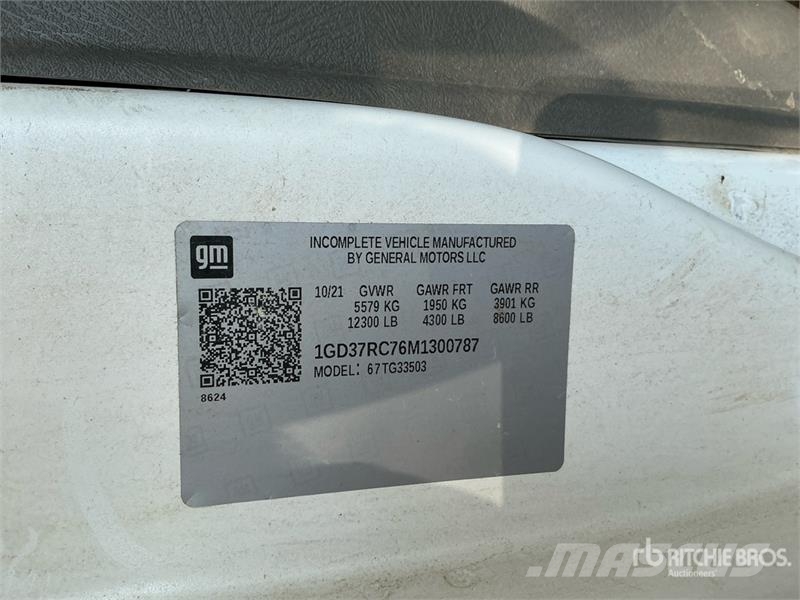 GMC Savana 3500 4x2 Van Truck (Inoperable) Sanduk kamioni