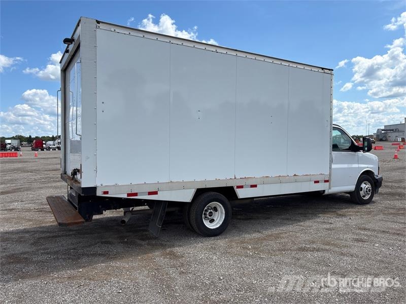 GMC Savana G3500 4x2 Refrigerated Truck Isotermos y frigoríficos