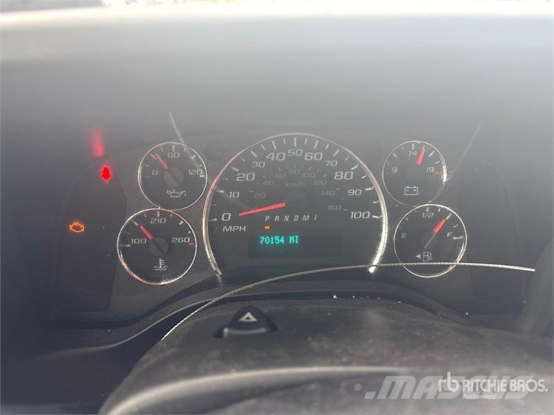 GMC Savana G3500 4x2 Refrigerated Truck Tovornjaki hladilniki
