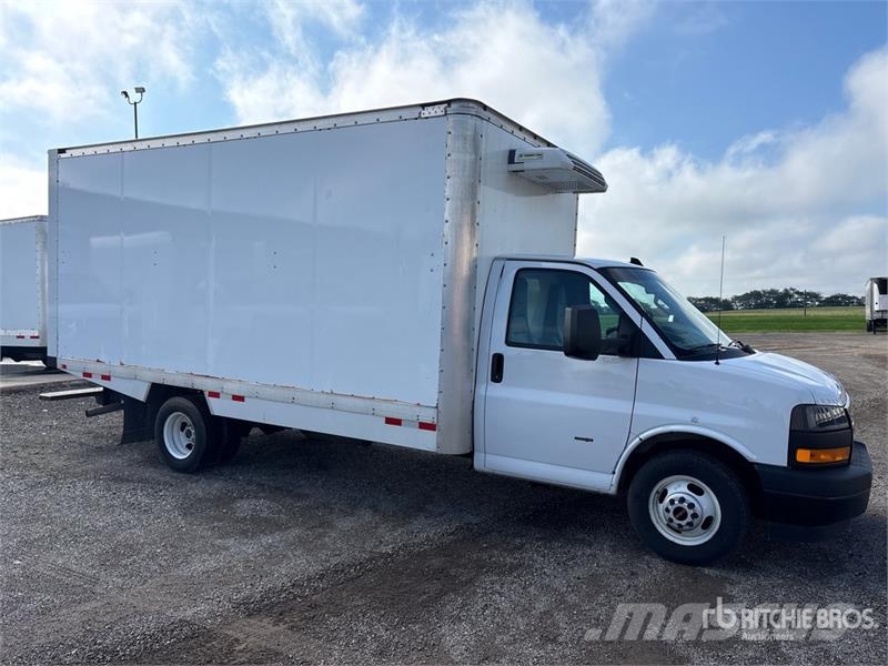 GMC Savana G3500 4x2 Refrigerated Truck Isotermos y frigoríficos