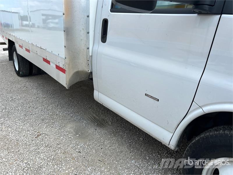 GMC Savana G3500 4x2 Refrigerated Truck Isotermos y frigoríficos