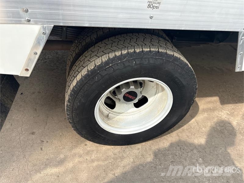 GMC Savana G3500 4x2 Refrigerated Truck Isotermos y frigoríficos
