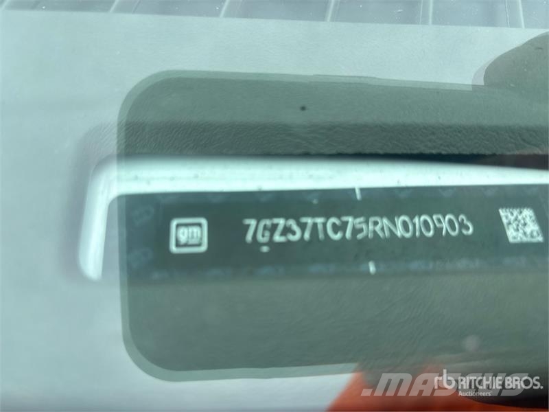 GMC Savana G3500 4x2 Refrigerated Truck Isotermos y frigoríficos