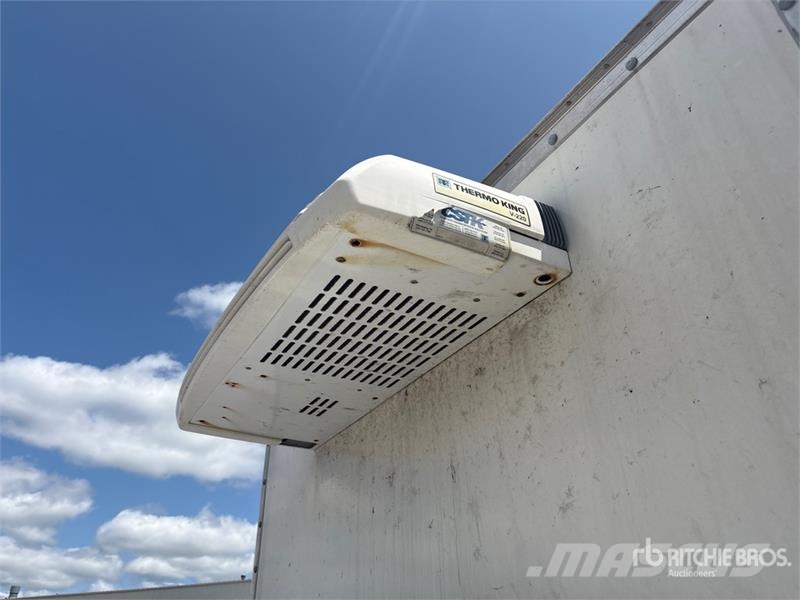 GMC Savana G3500 4x2 Refrigerated Truck Isotermos y frigoríficos