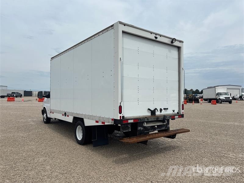 GMC Savana G3500 4x2 Refrigerated Truck Isotermos y frigoríficos