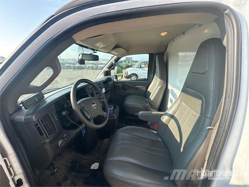GMC Savana G3500 4x2 Refrigerated Truck Isotermos y frigoríficos
