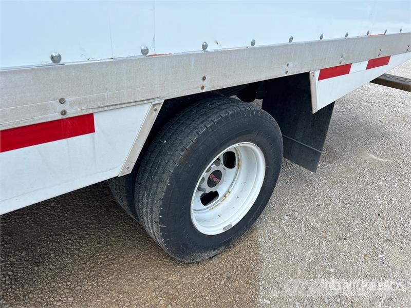 GMC Savana G3500 4x2 Refrigerated Truck Isotermos y frigoríficos
