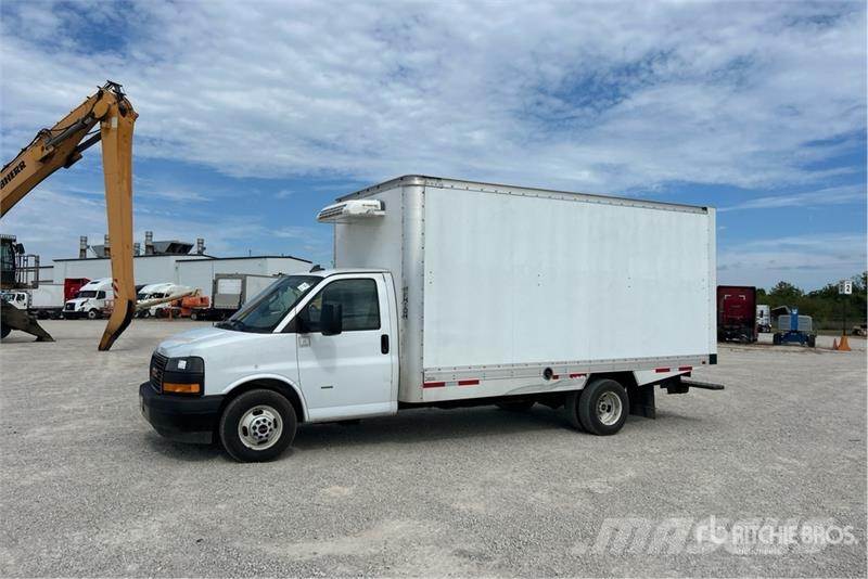 GMC Savana G3500 4x2 Refrigerated Truck Camion a temperatura controllata