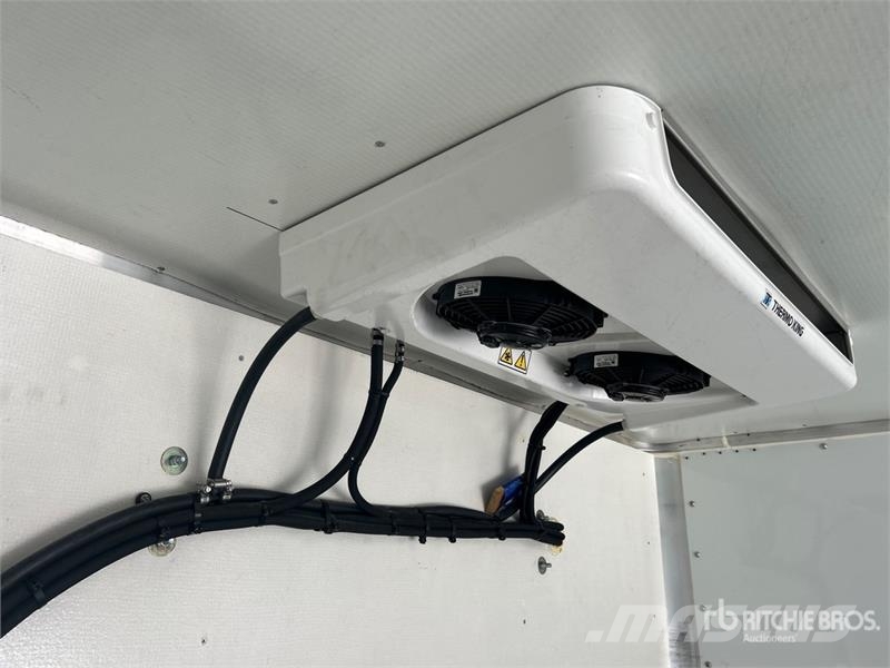 GMC Savana G3500 4x2 Refrigerated Truck Isotermos y frigoríficos