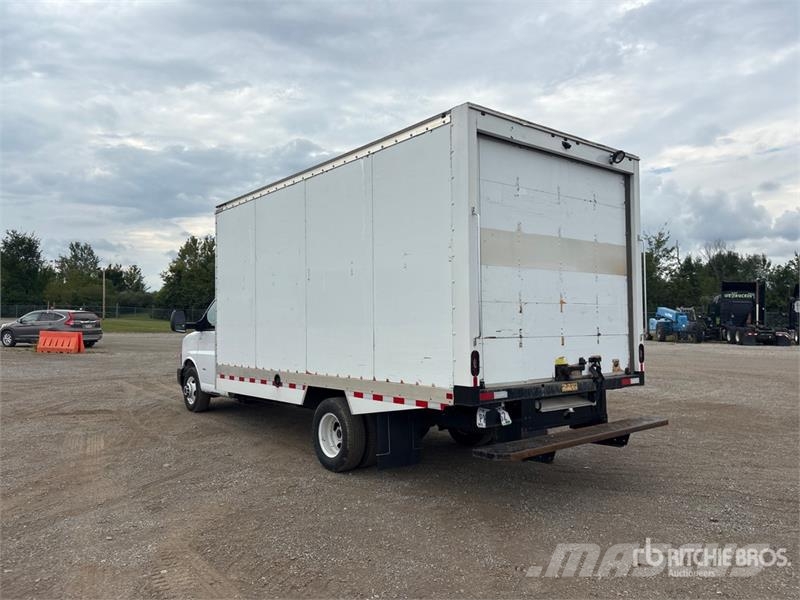 GMC Savana G3500 4x2 Refrigerated Truck Isotermos y frigoríficos