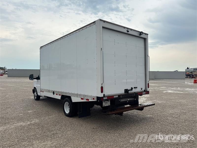 GMC Savana G3500 4x2 Refrigerated Truck Isotermos y frigoríficos