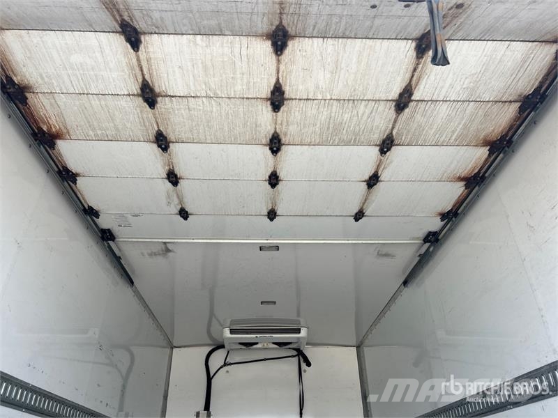 GMC Savana G3500 4x2 Refrigerated Truck Camion a temperatura controllata