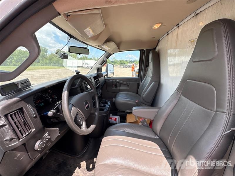 GMC Savana G3500 4x2 Refrigerated Truck Isotermos y frigoríficos