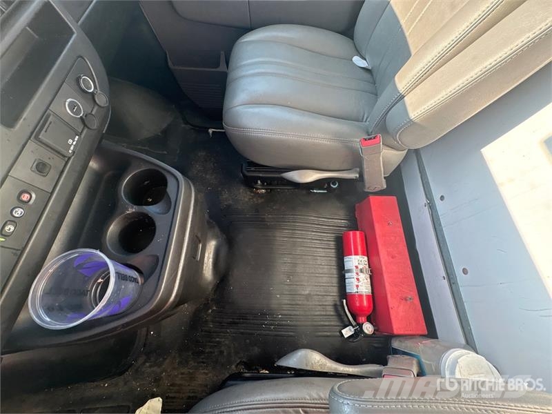 GMC Savana G3500 4x2 Refrigerated Truck Isotermos y frigoríficos
