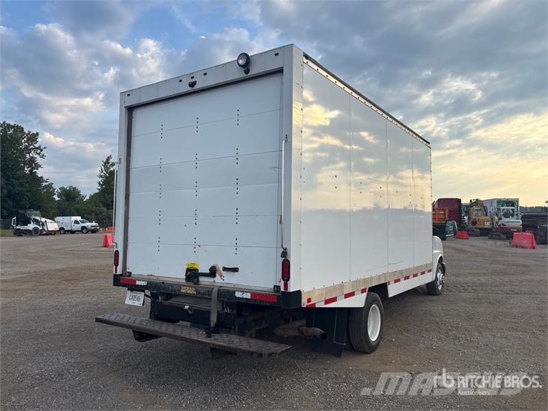 GMC Savana G3500 4x2 Refrigerated Truck Isotermos y frigoríficos