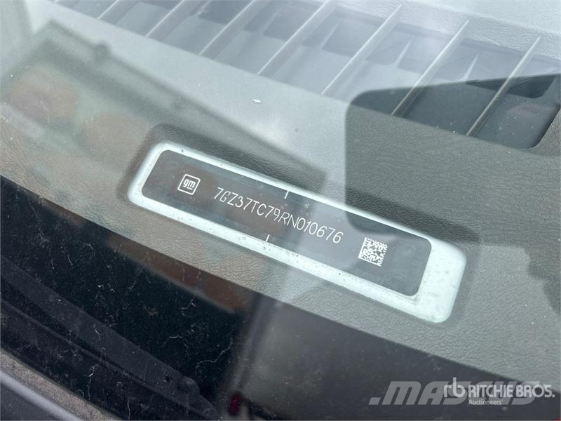 GMC Savana G3500 4x2 Refrigerated Truck Isotermos y frigoríficos